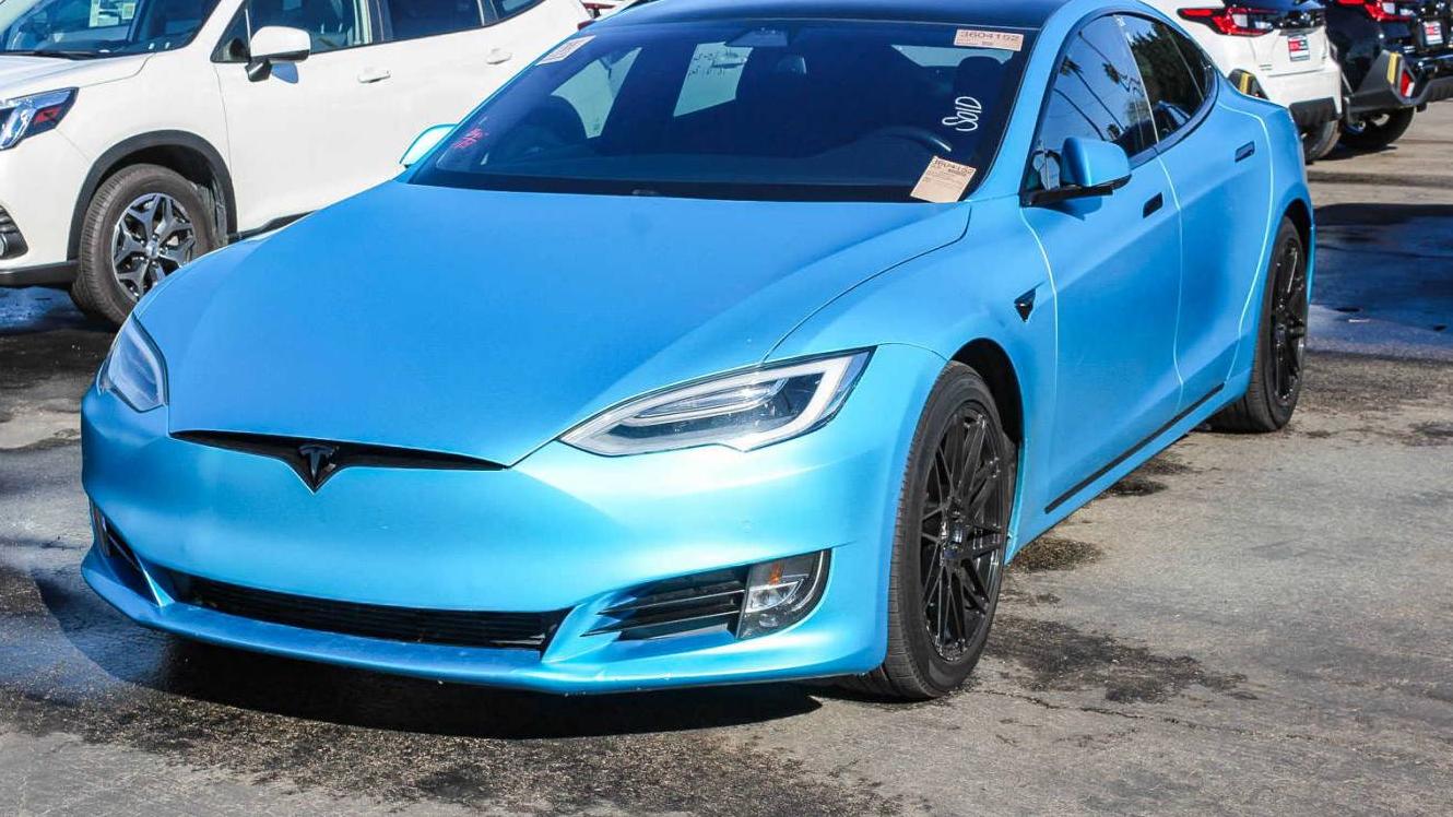 TESLA MODEL S 2019 5YJSA1E29KF302204 image